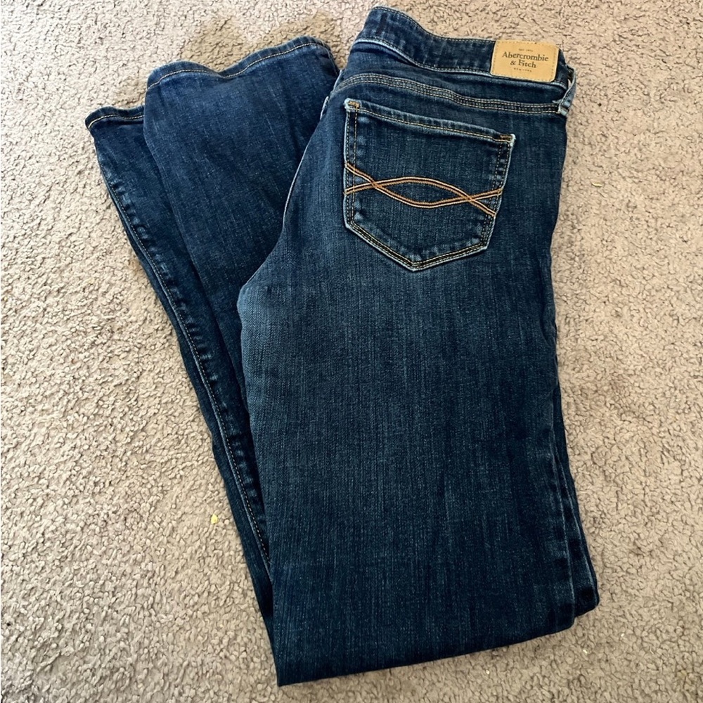 Abercrombie and Fitch blue jeans size 6R W28 L33